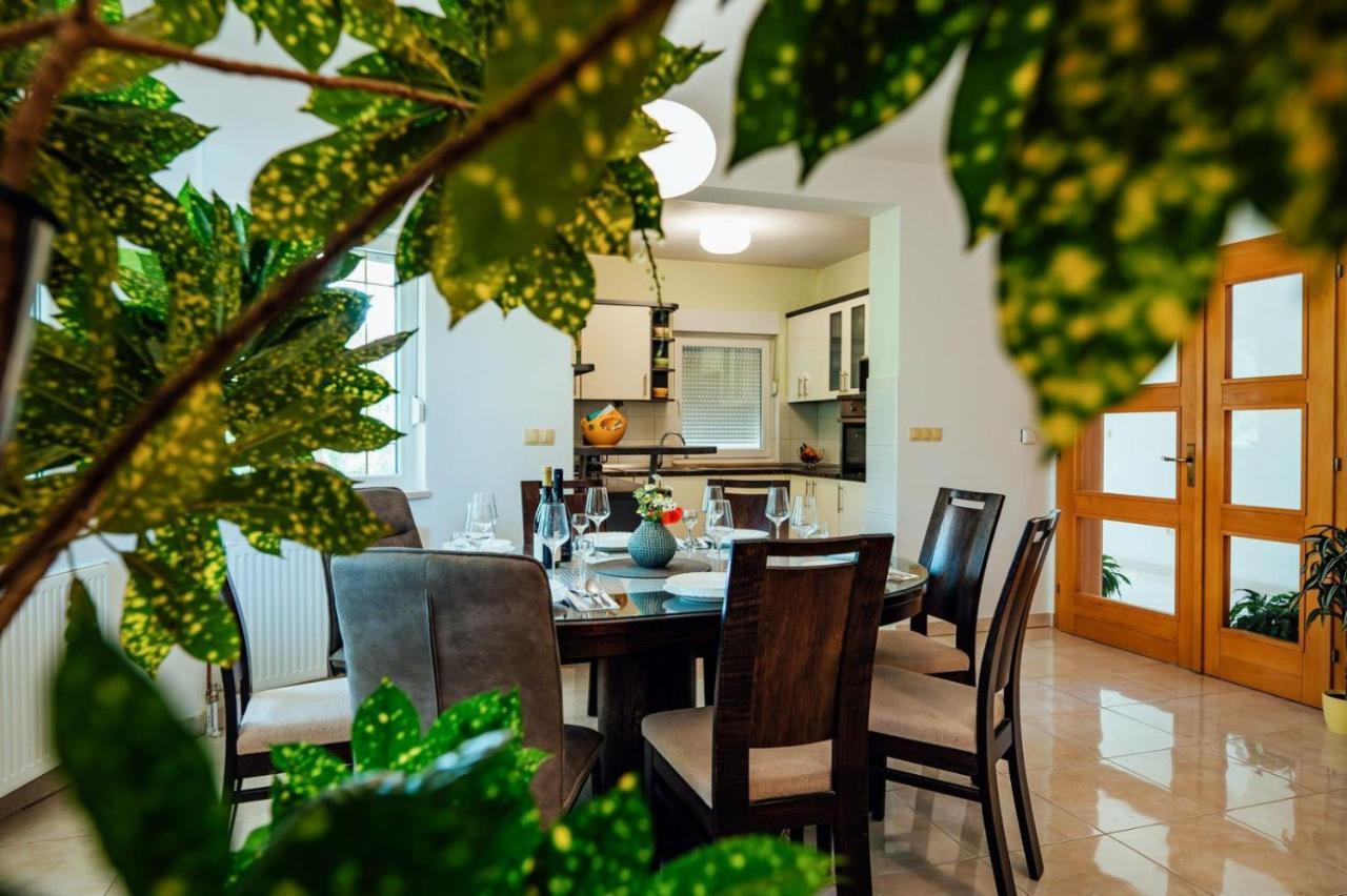 Holiday Home Terra Roca - Imotski, Natural Environment With Complete Peace And Quiet. Екстер'єр фото